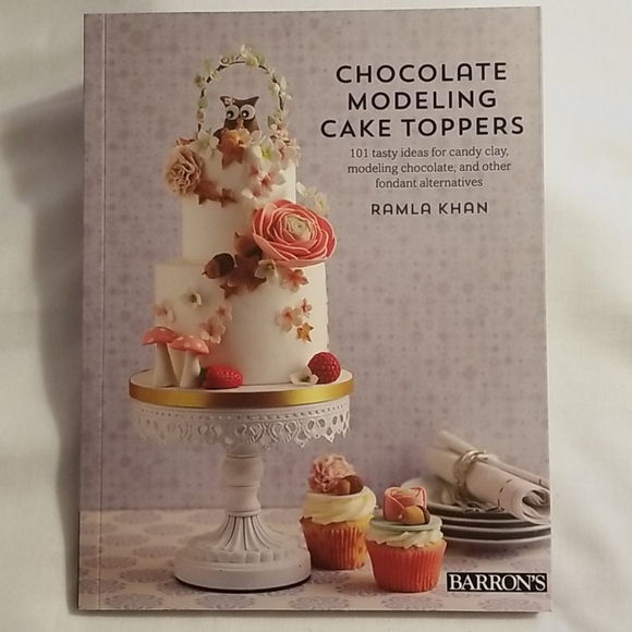 NEW Chocolate Modeling Cake Decorating Cookbook - Picture 1 of 14
